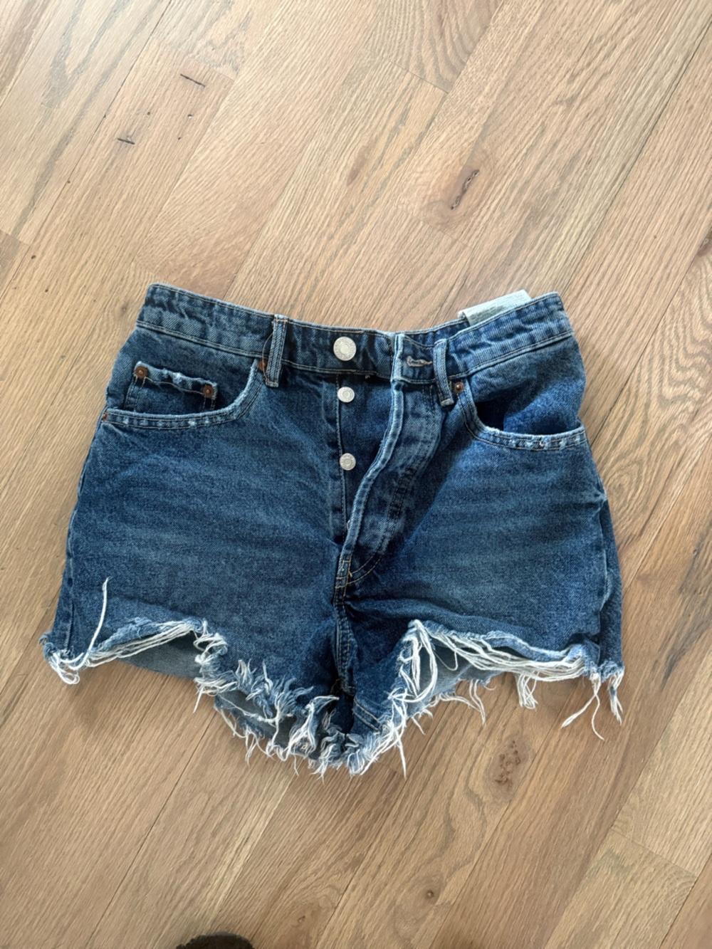 Zara high rise cutoff denim shorts 4
